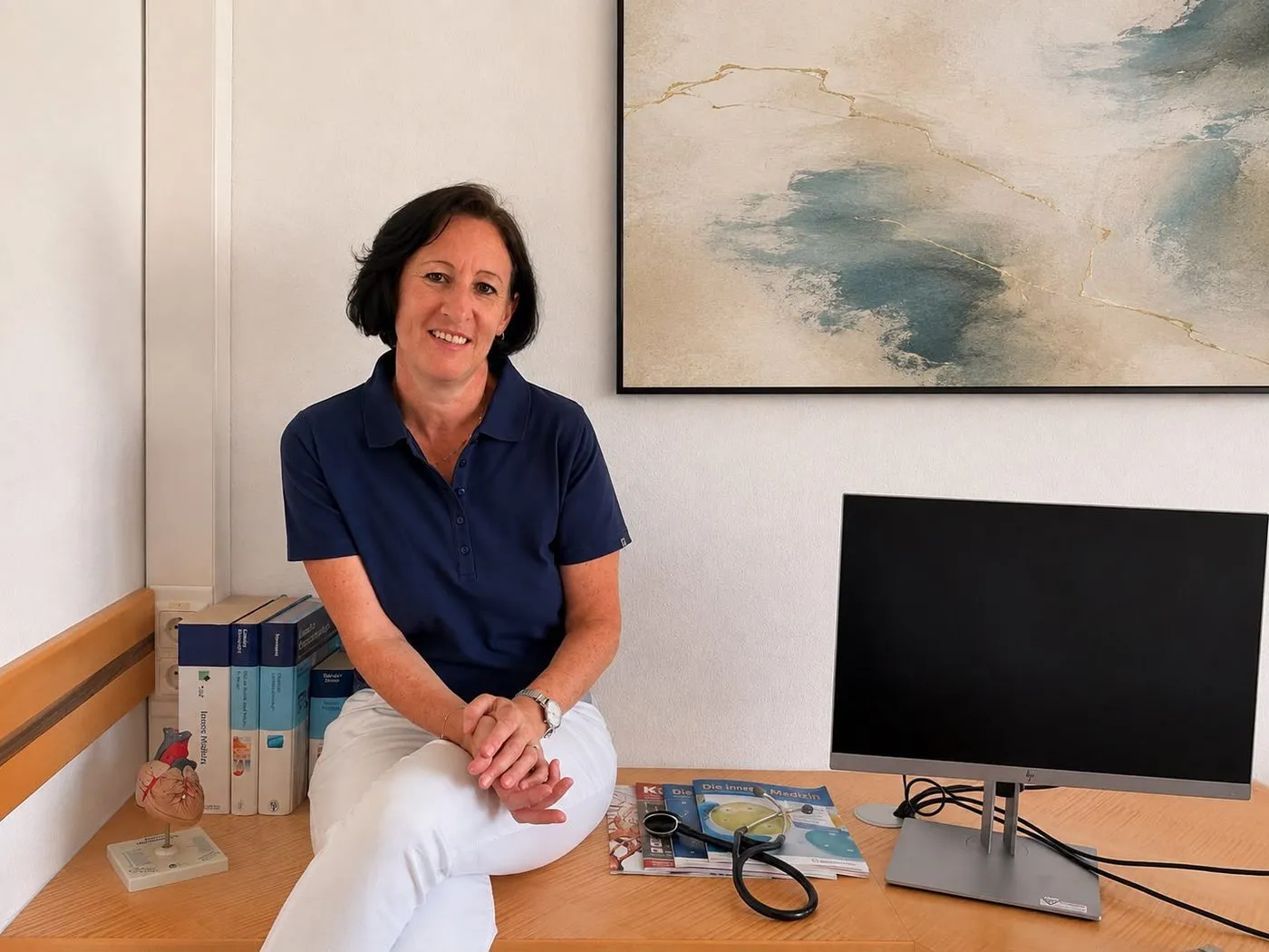 Dr. Karin Egarter-Scheiflinger in ihrer Ordination